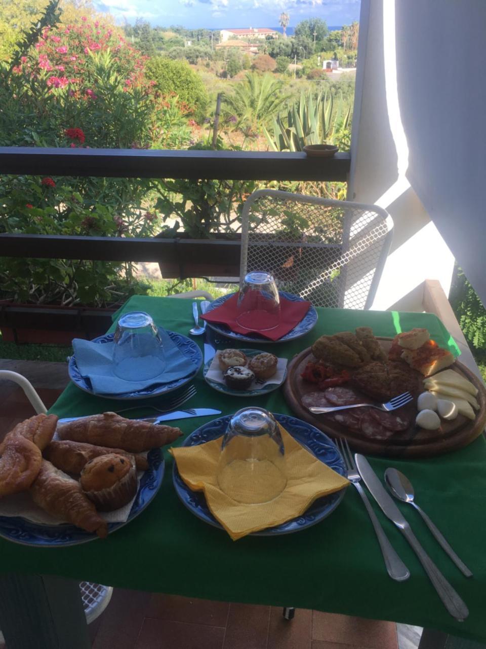 סנטה דומניקה B&B A Casa Di Picci מראה חיצוני תמונה